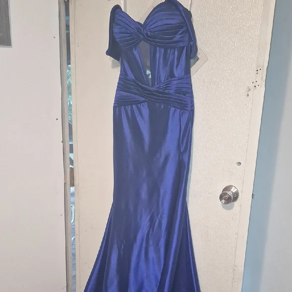 Sherri Hill Royal Blue Prom Dress From Royal We - Picture 6 of 6